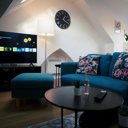 Luxury 3 Bed City Centre Apartment Cardiff Exterior photo